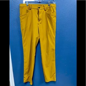 LULULEMON Men’s ABC Pant Classic 34” Warpstreme.